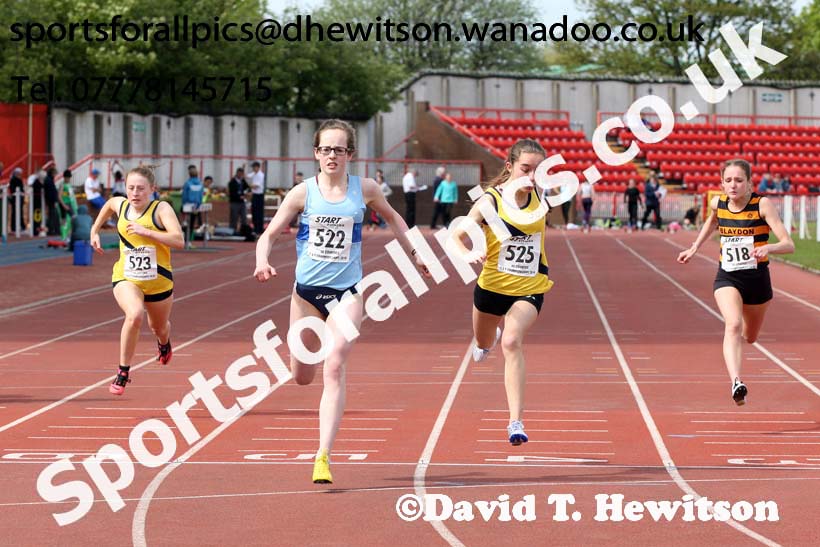 Womens under-17s 100 metres, North Eastern Track and Field Champs, Gateshead Stadium. Photo: David T. Hewitson/Sports for All Pics